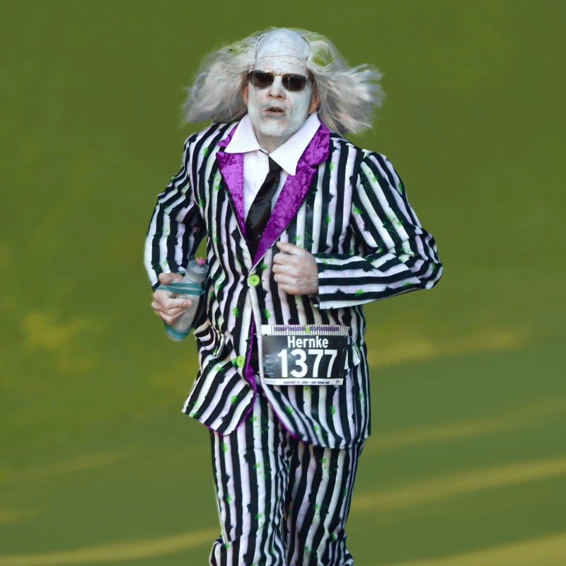 Creep 'n Crawl athlete dressed in costume on race course